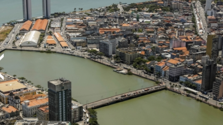 Clique aqui para entrar no site da Prefeitura de Recife